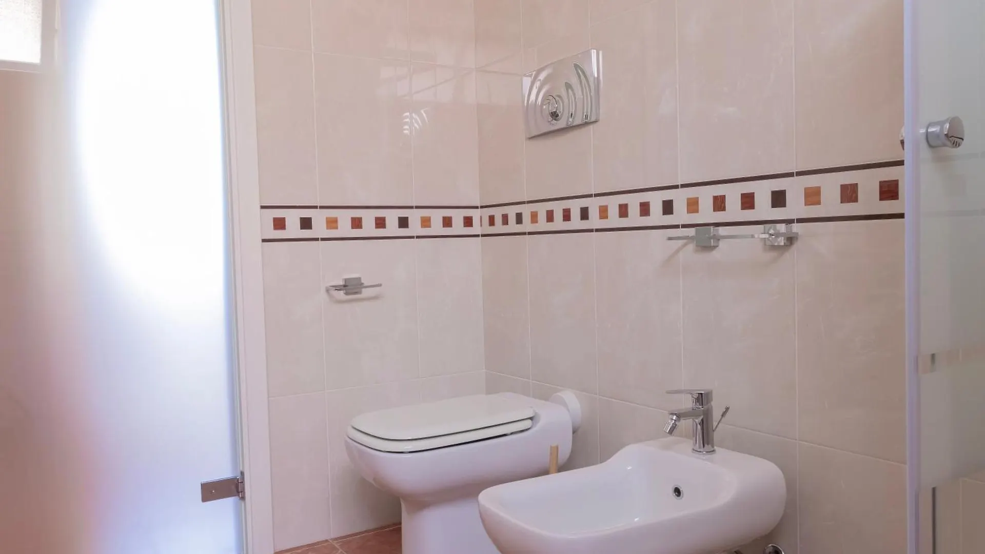 Residenza Lucano - Appartamento Blu Monserrato 0*,